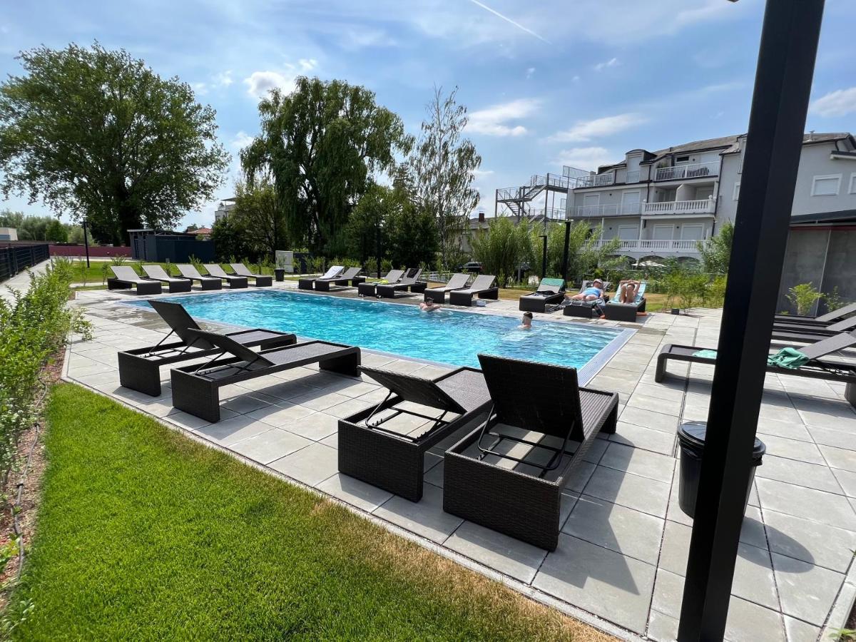 25H Spa-Residenz Best Sleep Privat Garden & Pools Neusiedl am See Esterno foto