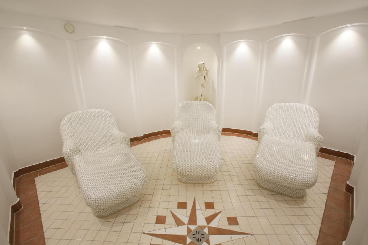 25H Spa-Residenz Best Sleep Privat Garden & Pools Neusiedl am See Esterno foto